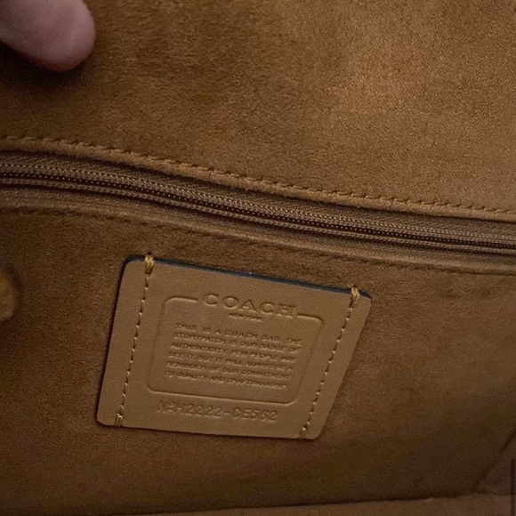 Coach Black Leather Shoulder Bag - Picture 6 of 7